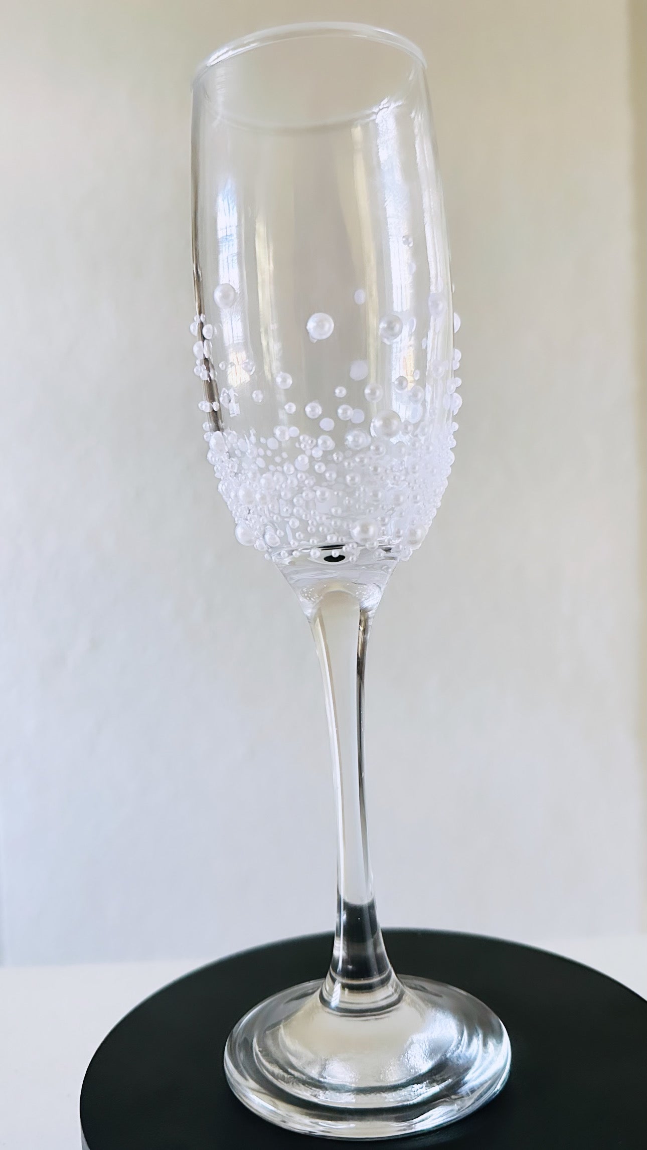 Customized Champagne Glass (White Pearls)